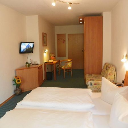 Landhotel Steigerwaldhaus Burghaslach Екстер'єр фото
