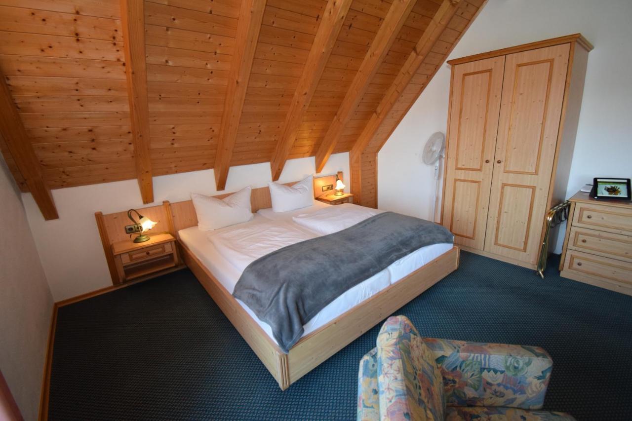 Landhotel Steigerwaldhaus Burghaslach Екстер'єр фото