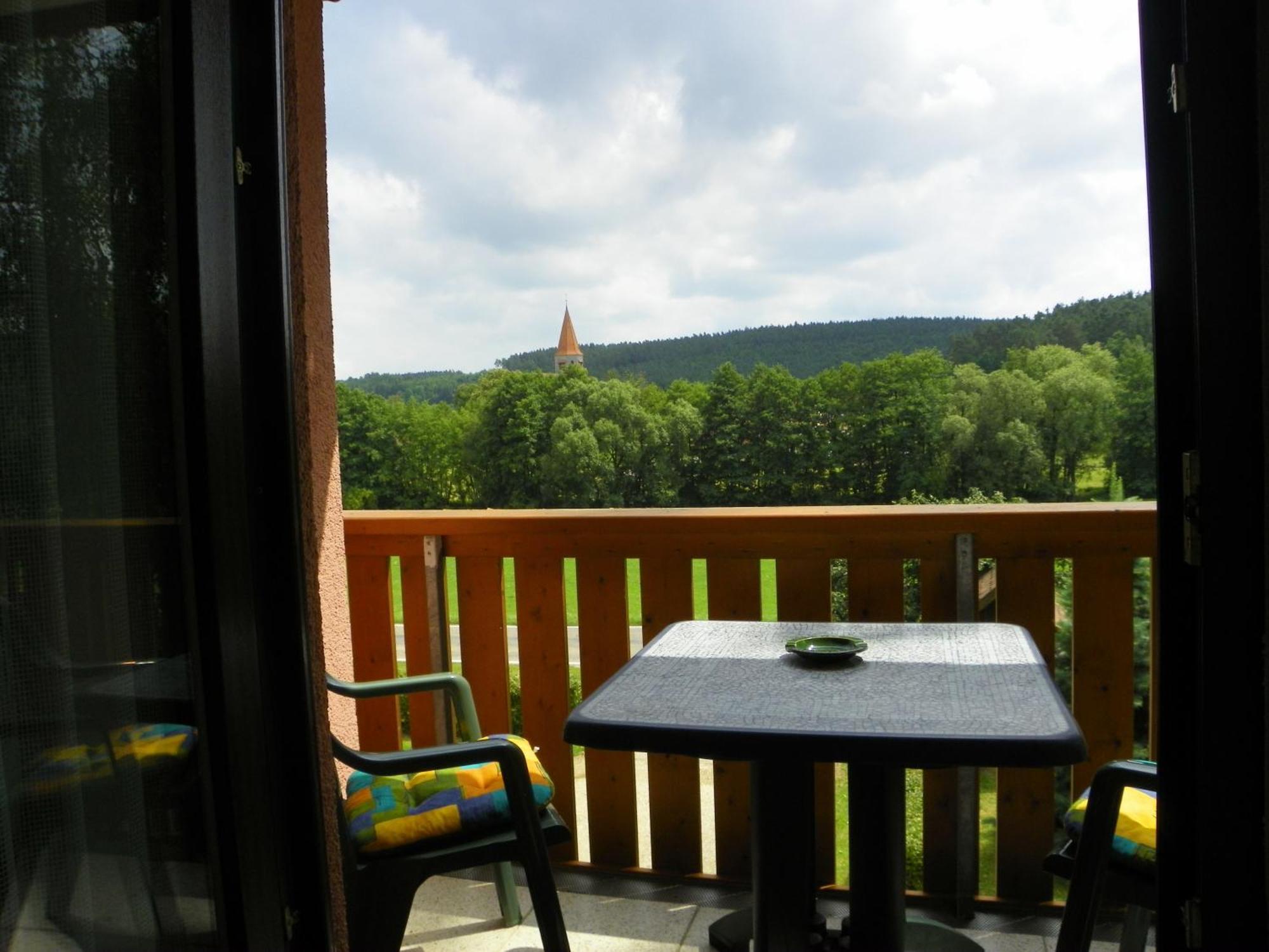 Landhotel Steigerwaldhaus Burghaslach Екстер'єр фото