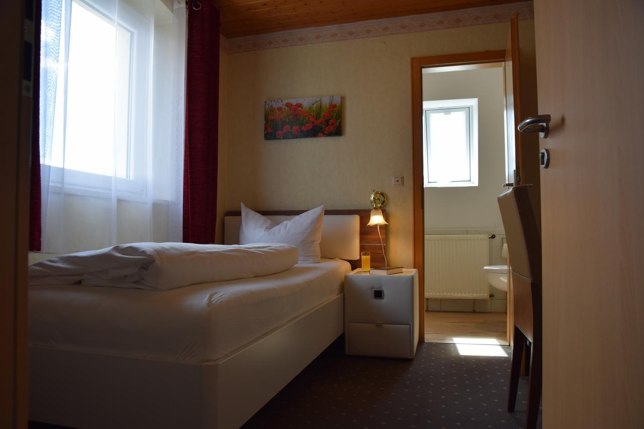 Landhotel Steigerwaldhaus Burghaslach Екстер'єр фото