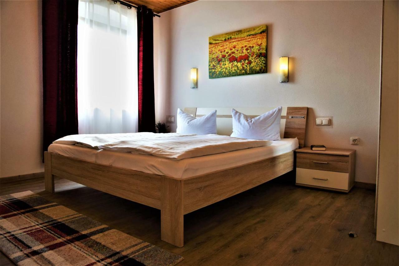 Landhotel Steigerwaldhaus Burghaslach Екстер'єр фото