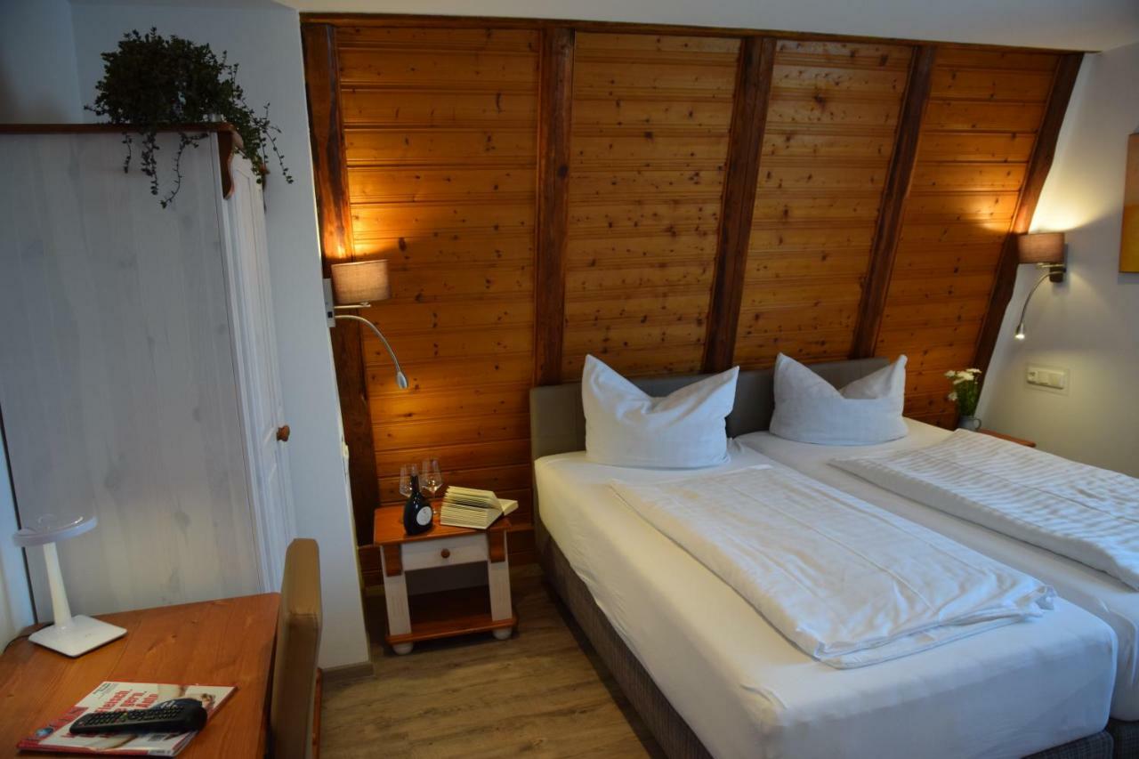 Landhotel Steigerwaldhaus Burghaslach Екстер'єр фото